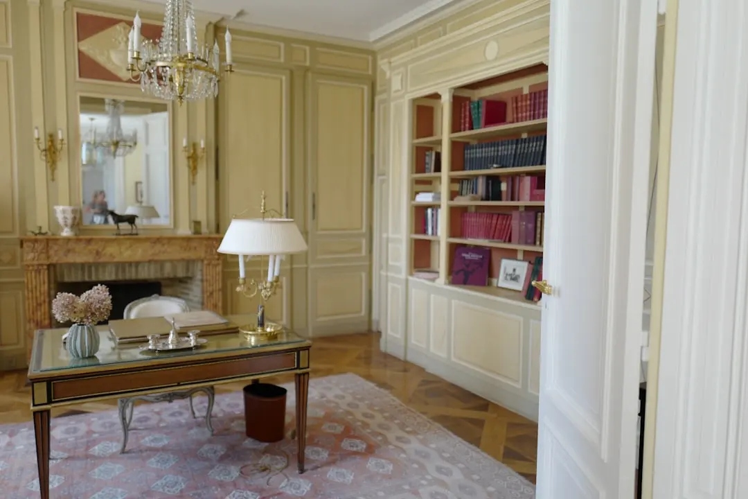 Placard sous pente sur mesure : idées, prix et conseils